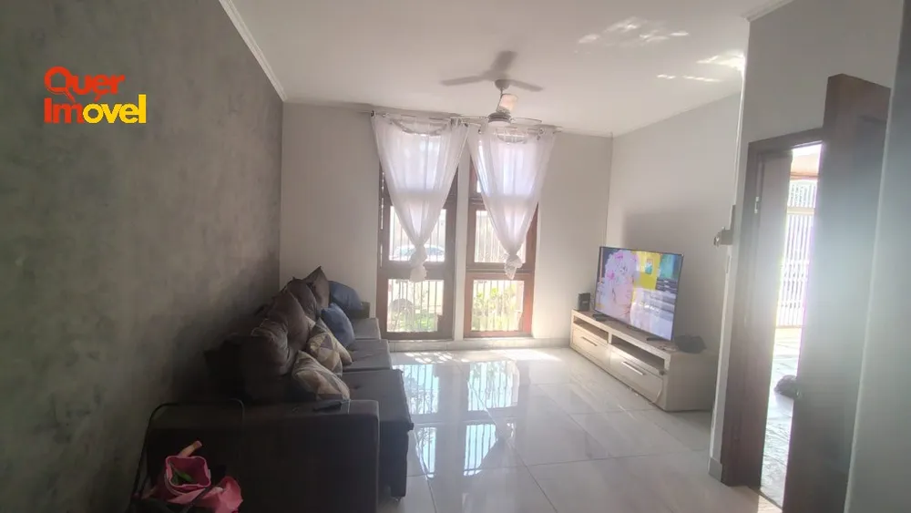 Casa, 3 quartos, 250 m² - Foto 4