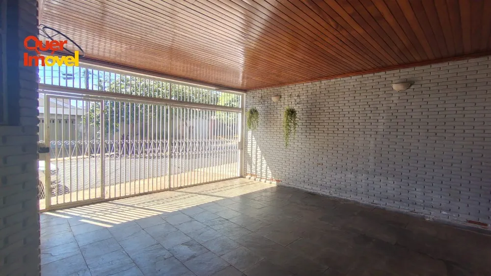 Casa, 3 quartos, 250 m² - Foto 1