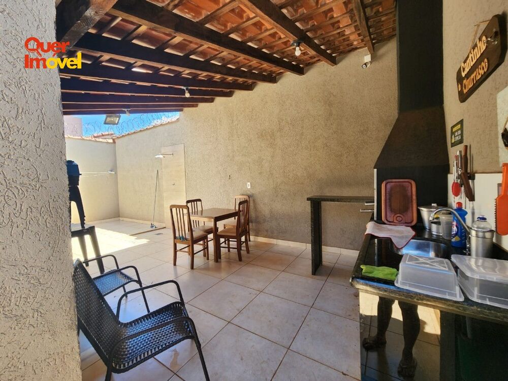 Casa, 3 quartos, 162 m² - Foto 2
