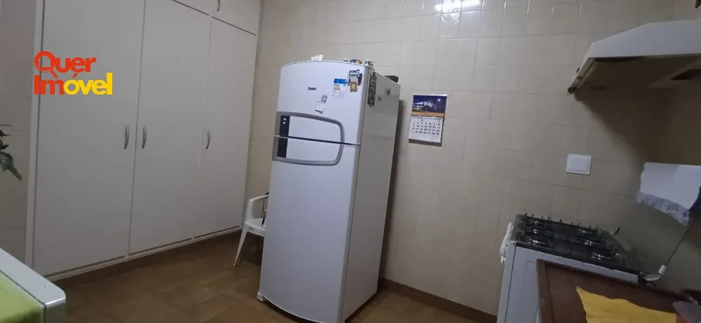 Casa, 3 quartos, 220 m² - Foto 2