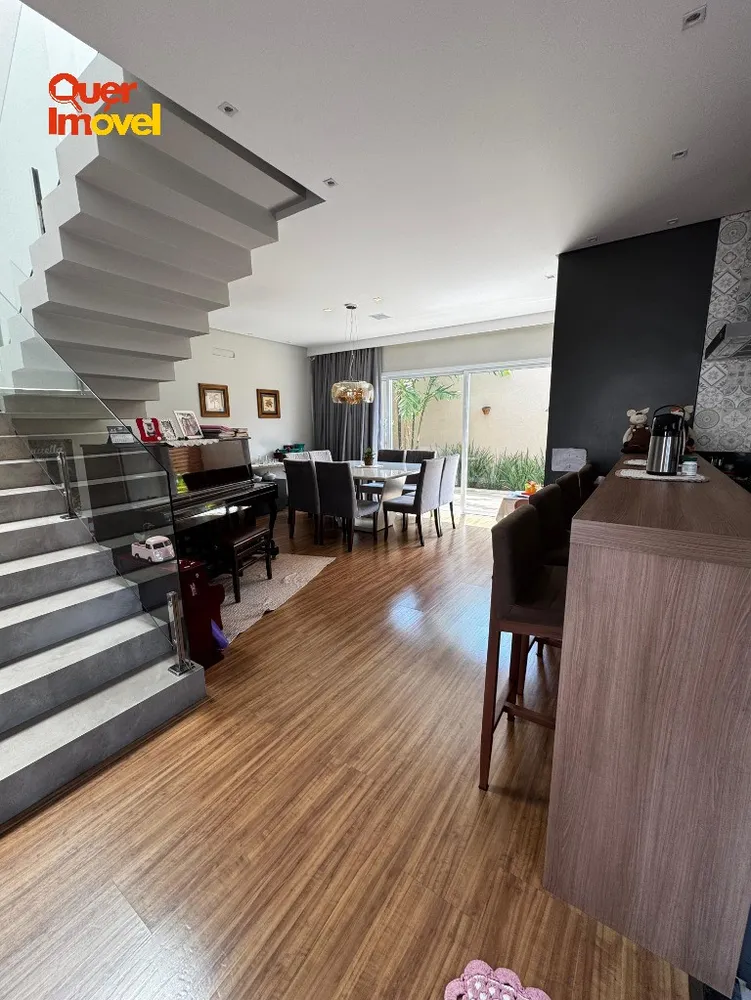Casa, 3 quartos, 170 m² - Foto 1