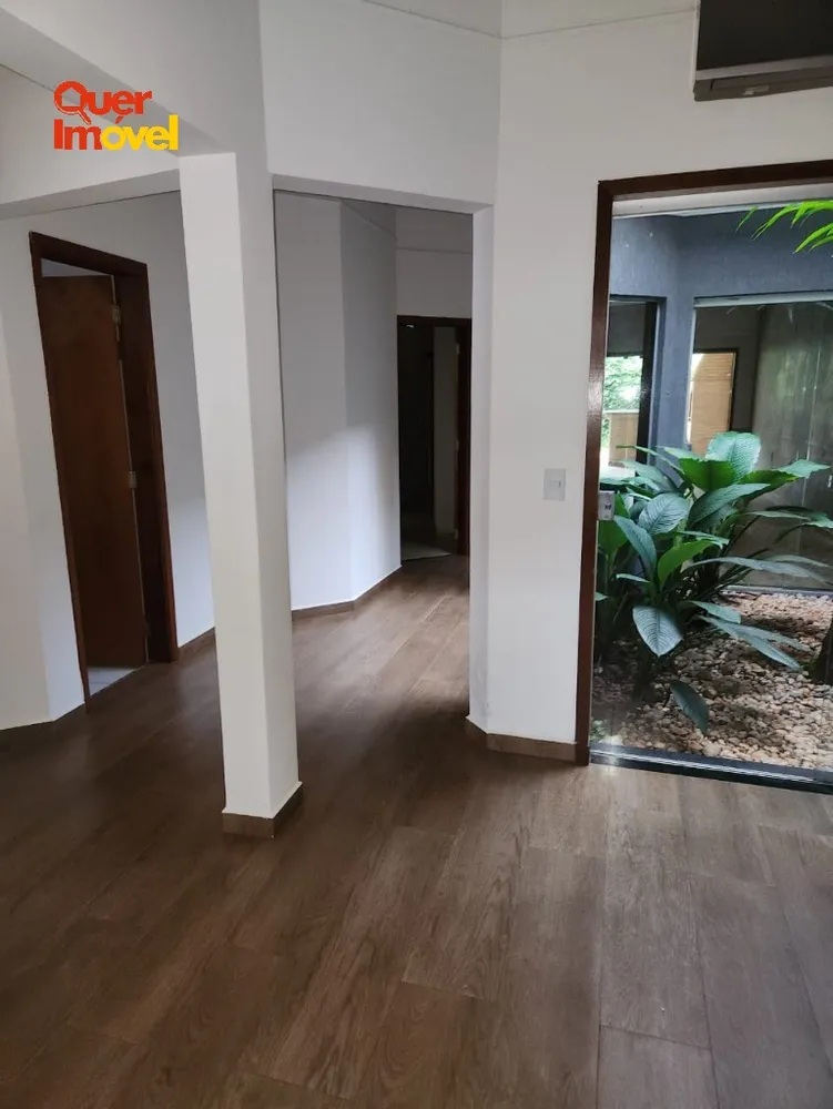Casa, 4 quartos, 235 m² - Foto 3