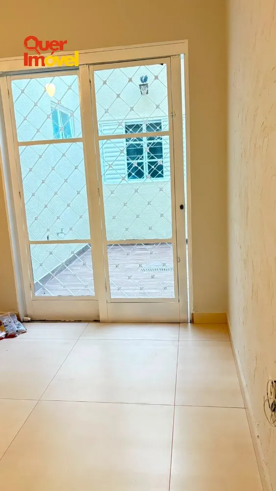 Casa, 3 quartos, 184 m² - Foto 4