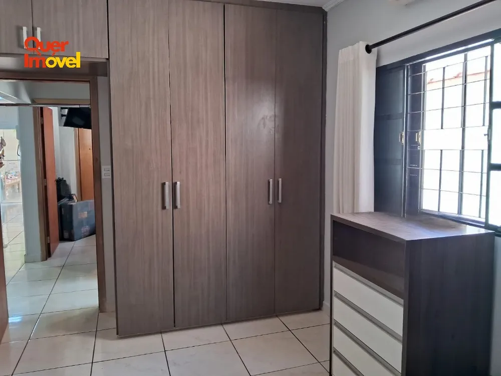 Casa, 2 quartos, 177 m² - Foto 1