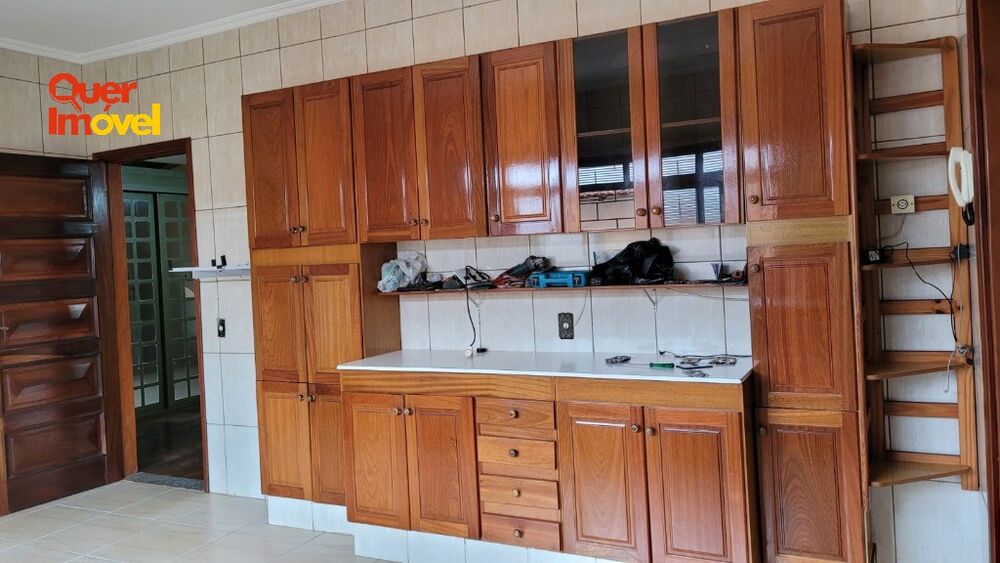 Casa à venda com 3 quartos - Foto 1