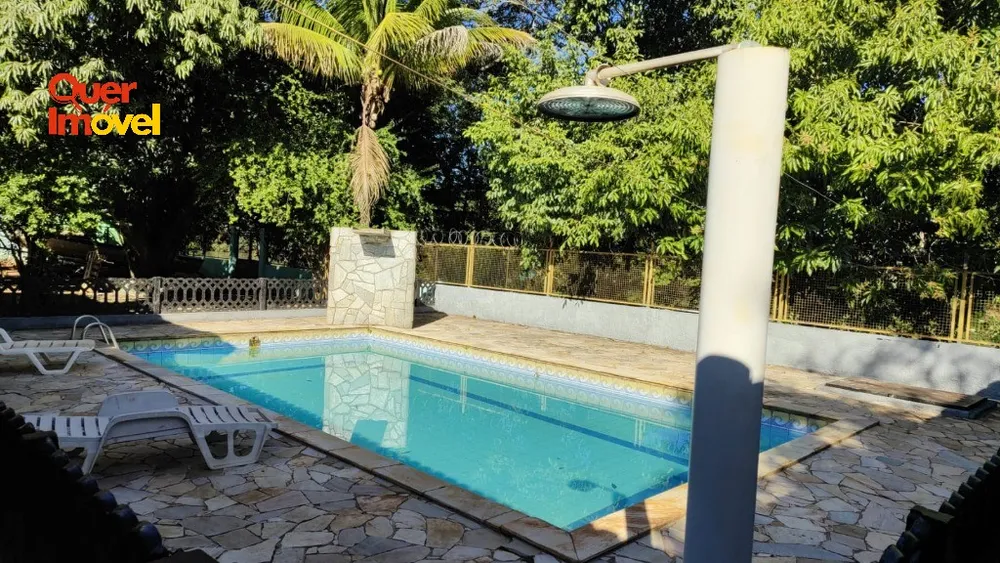 Chácara, 4 quartos, 900 m² - Foto 1