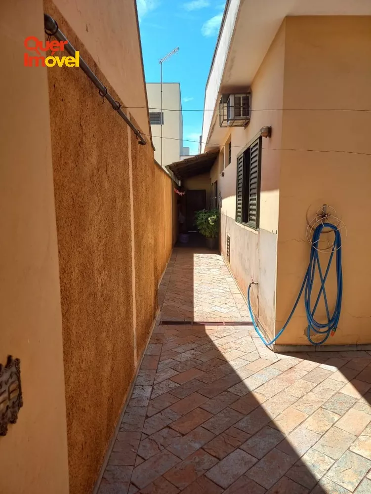 Casa, 3 quartos, 204 m² - Foto 10