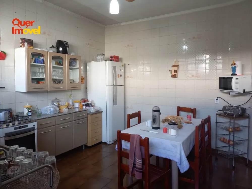 Casa, 3 quartos, 204 m² - Foto 15