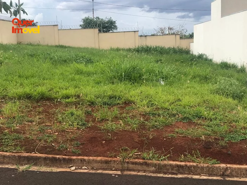 Loteamento e Condomínio, 300 m² - Foto 1