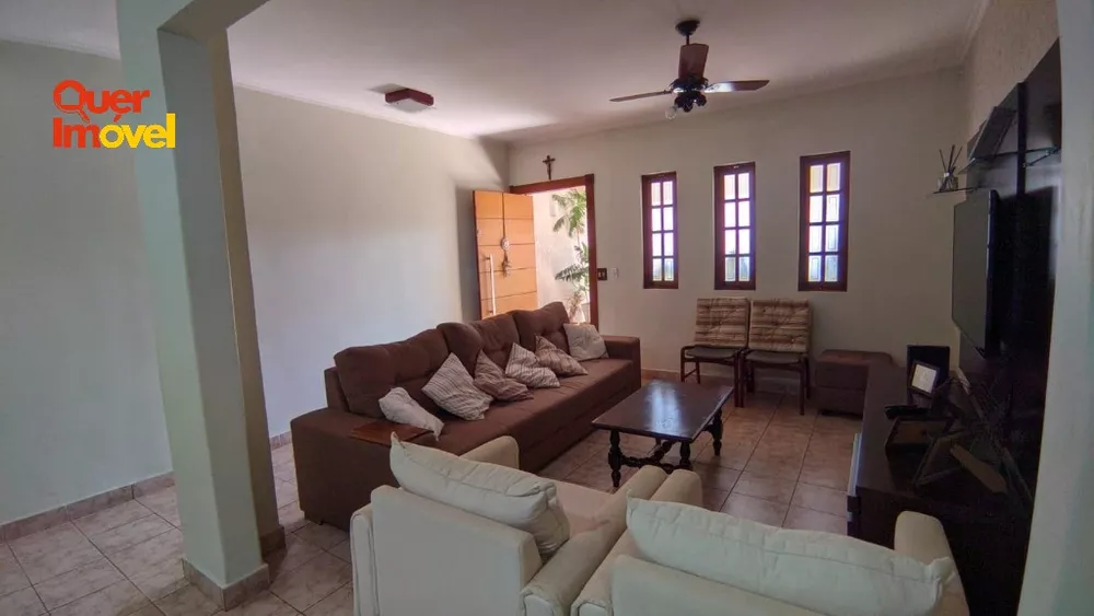 Casa, 4 quartos, 215 m² - Foto 4