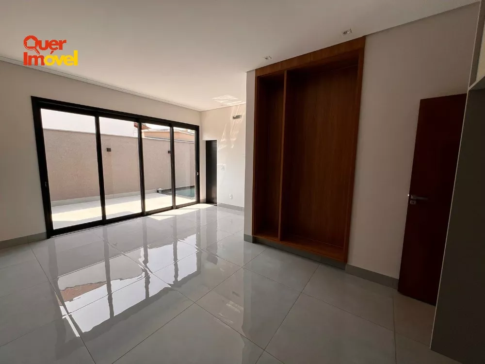 Casa de Condomínio à venda com 3 quartos, 250m² - Foto 4