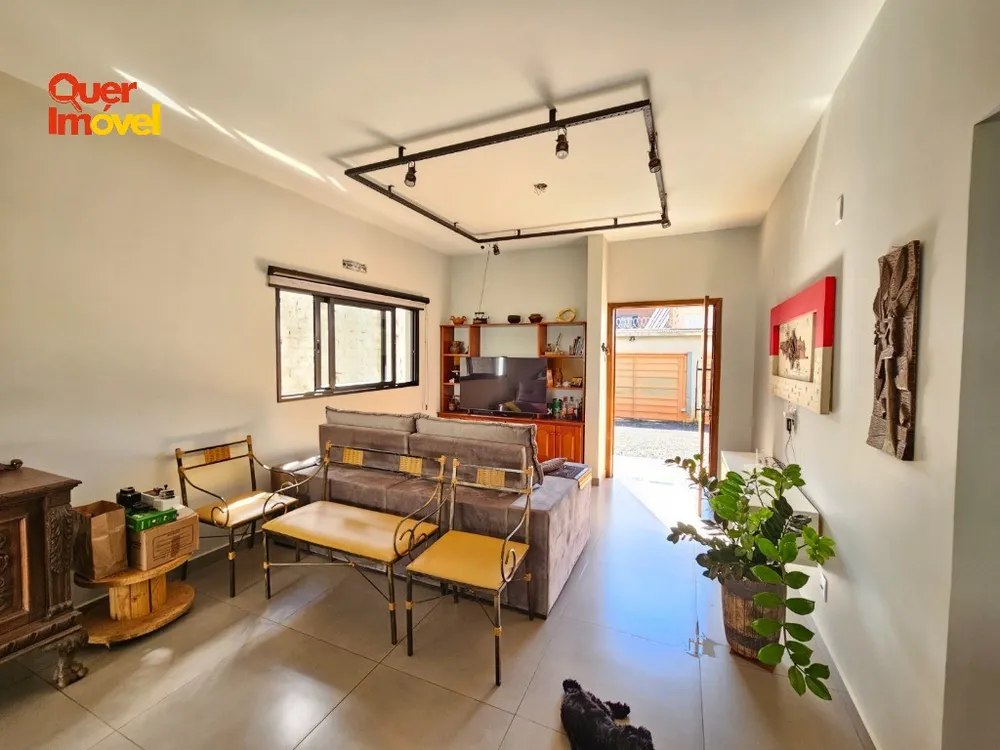 Casa, 2 quartos, 94 m² - Foto 1