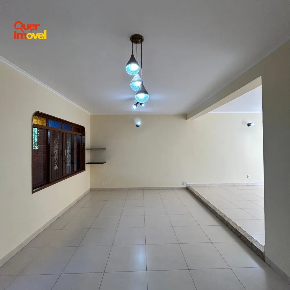 Casa, 4 quartos, 276 m² - Foto 1