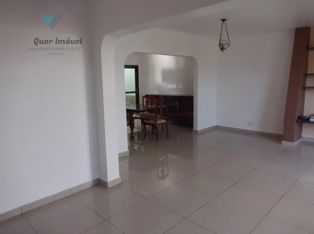Casa, 4 quartos, 245 m² - Foto 13