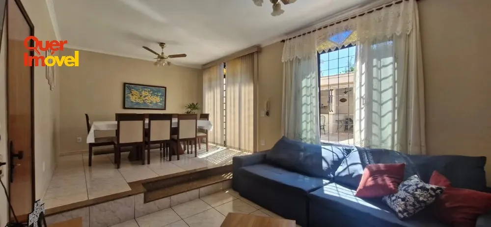 Casa, 4 quartos, 249 m² - Foto 6