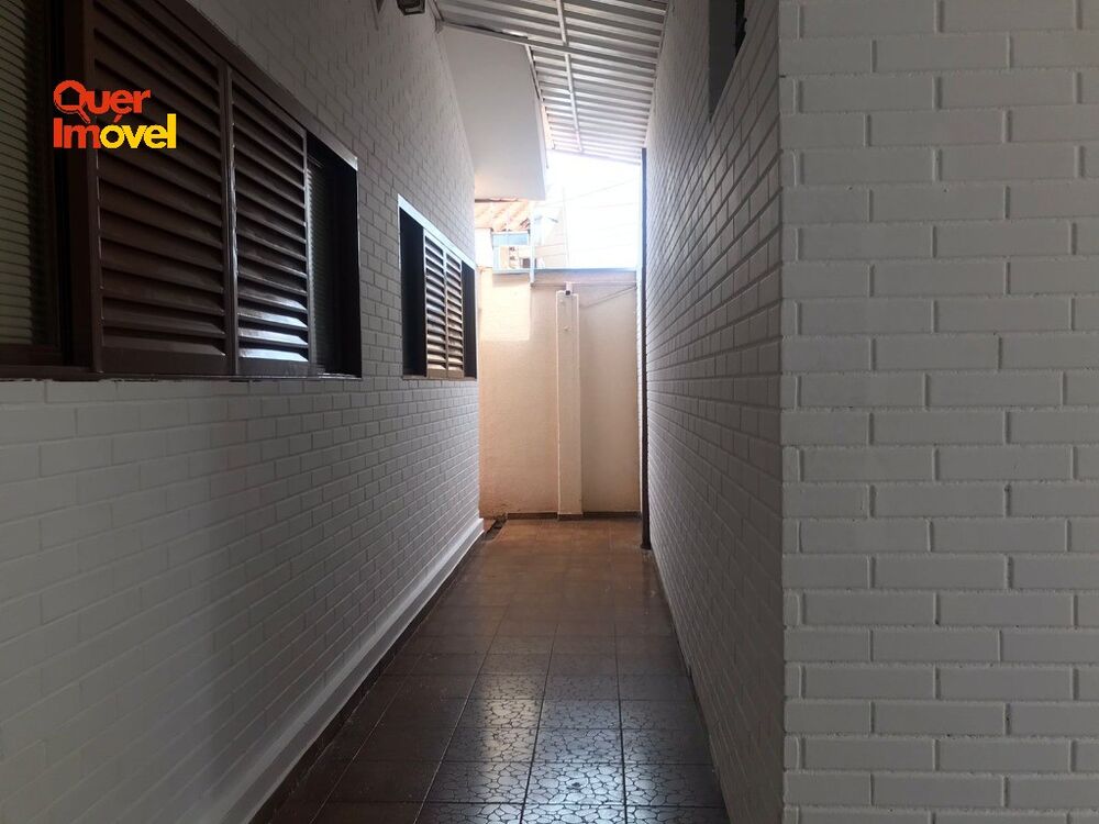 Casa, 4 quartos, 200 m² - Foto 1