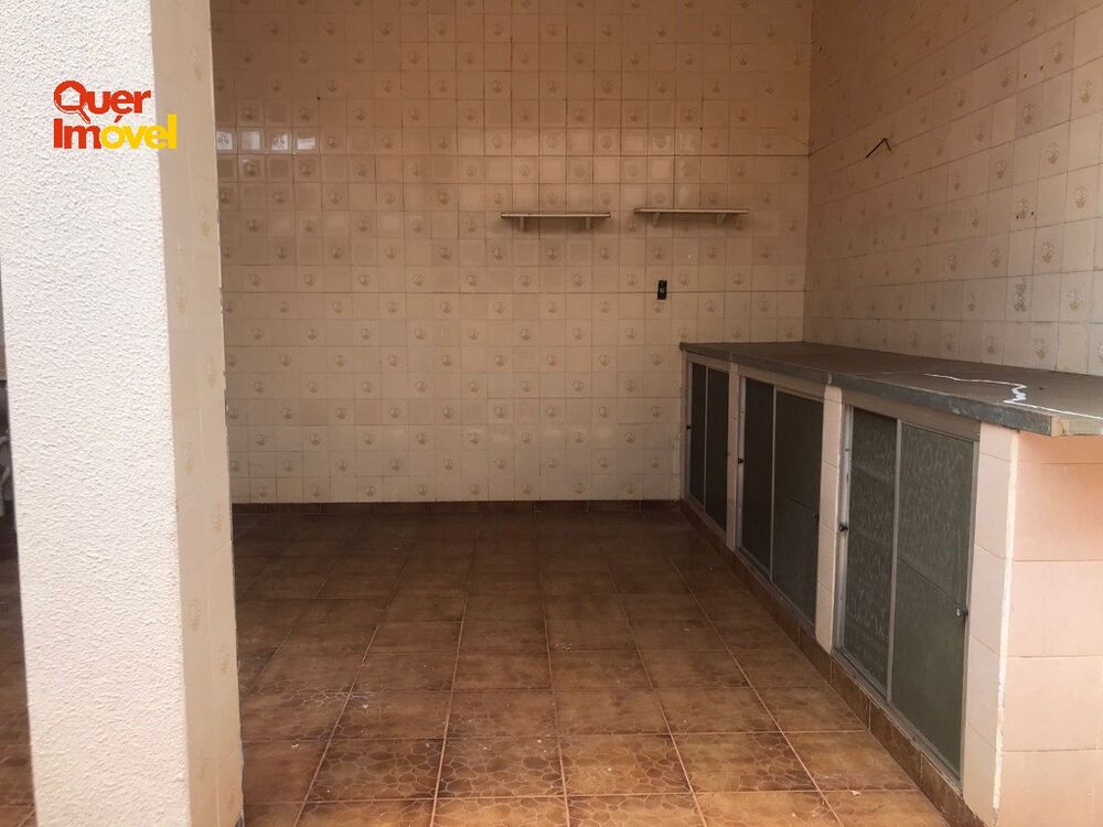 Casa, 4 quartos, 200 m² - Foto 4