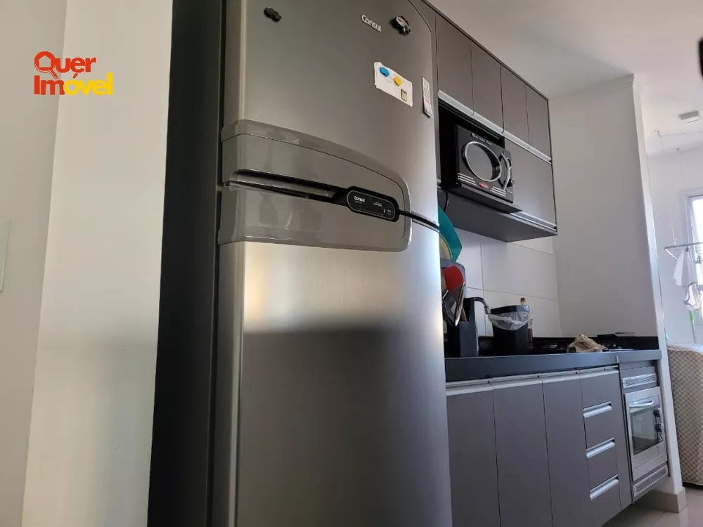 Apartamento à venda com 2 quartos, 65m² - Foto 4