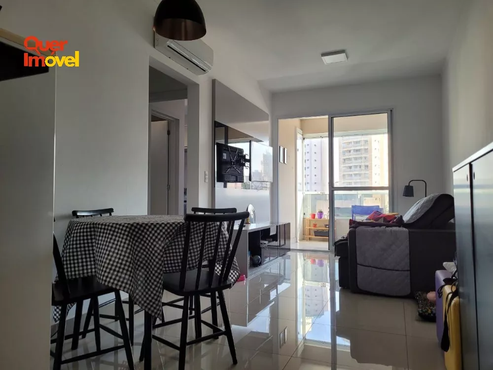 Apartamento à venda com 2 quartos, 65m² - Foto 3