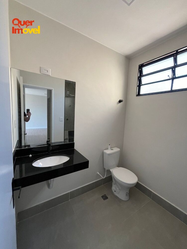 Apartamento à venda com 2 quartos, 70m² - Foto 4