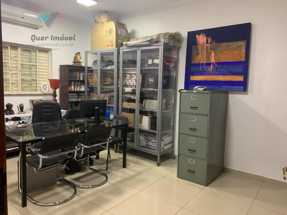 Casa à venda com 3 quartos, 240m² - Foto 4