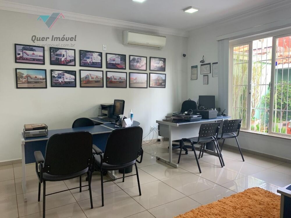 Casa à venda com 3 quartos, 240m² - Foto 6