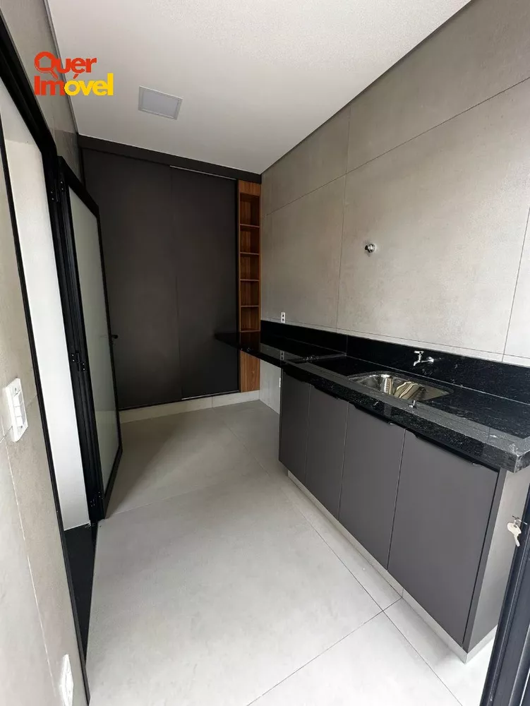 Casa de Condomínio à venda com 5 quartos, 400m² - Foto 3