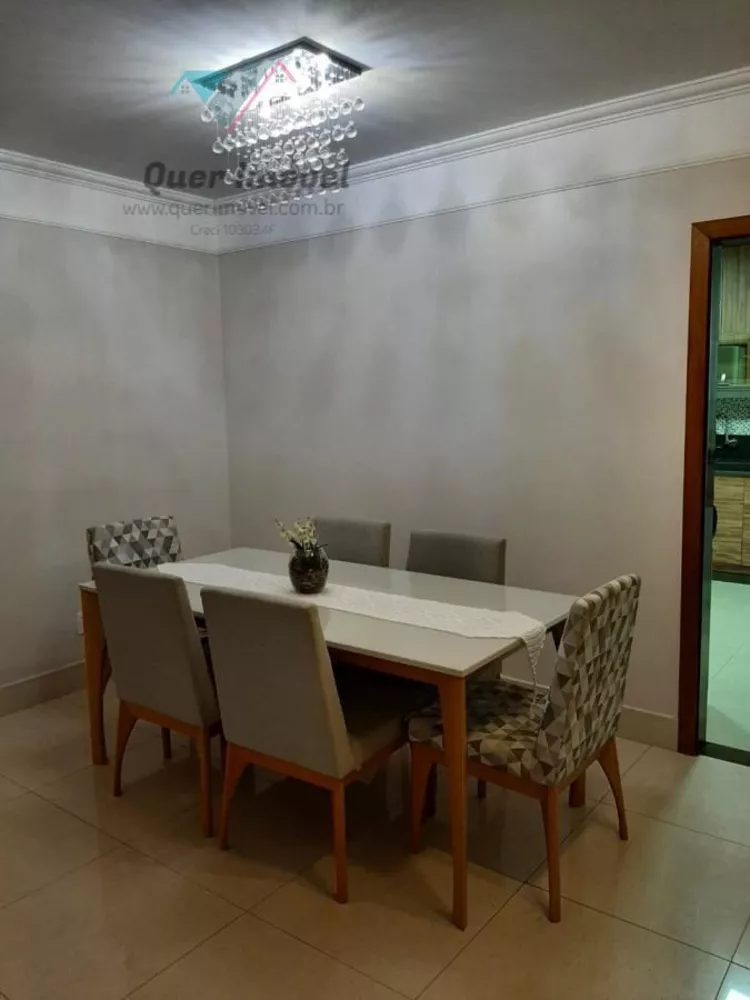 Apartamento à venda com 3 quartos, 145m² - Foto 4