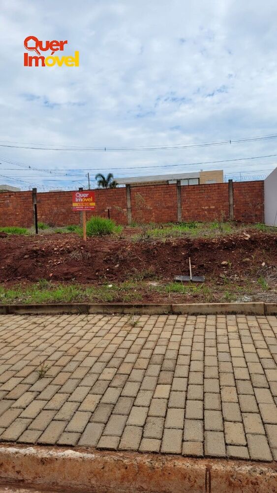 Terreno à venda, 300m² - Foto 1
