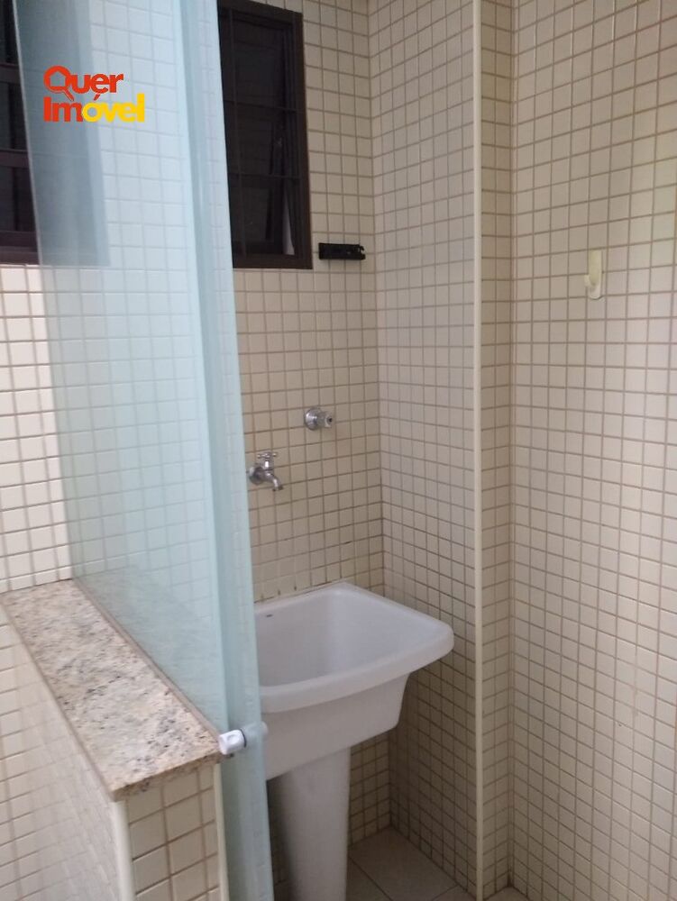 Apartamento à venda com 1 quarto, 38m² - Foto 2