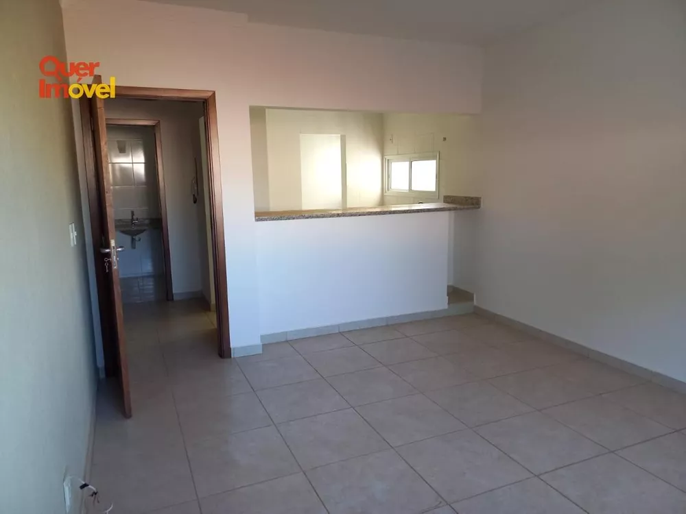 Apartamento à venda com 2 quartos, 64m² - Foto 3