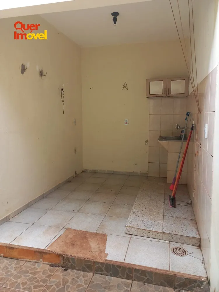 Casa, 4 quartos, 242 m² - Foto 3