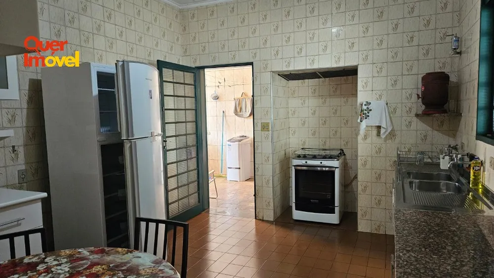 Casa, 4 quartos, 346 m² - Foto 4