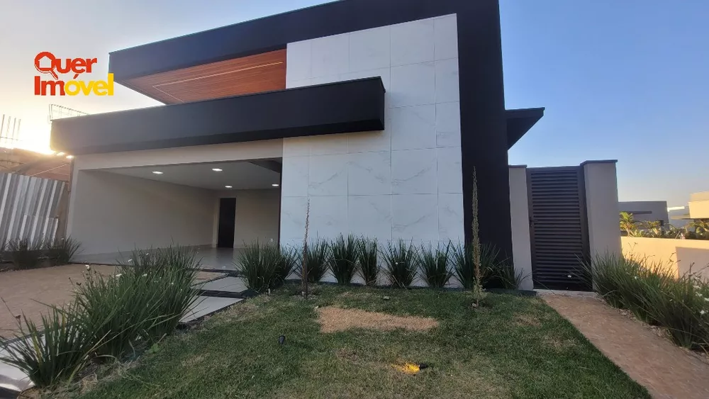 Casa de Condomínio à venda com 3 quartos, 195m² - Foto 2