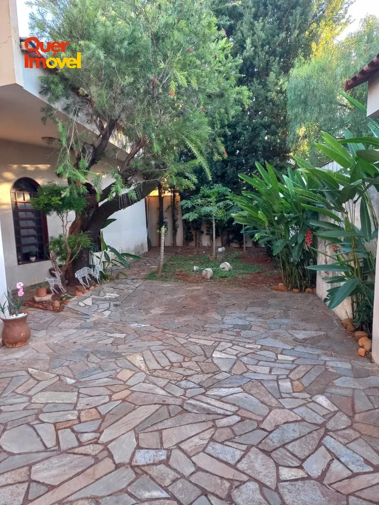 Casa, 3 quartos, 450 m² - Foto 2