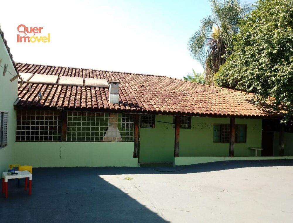 Casa à venda com 5 quartos, 300m² - Foto 4