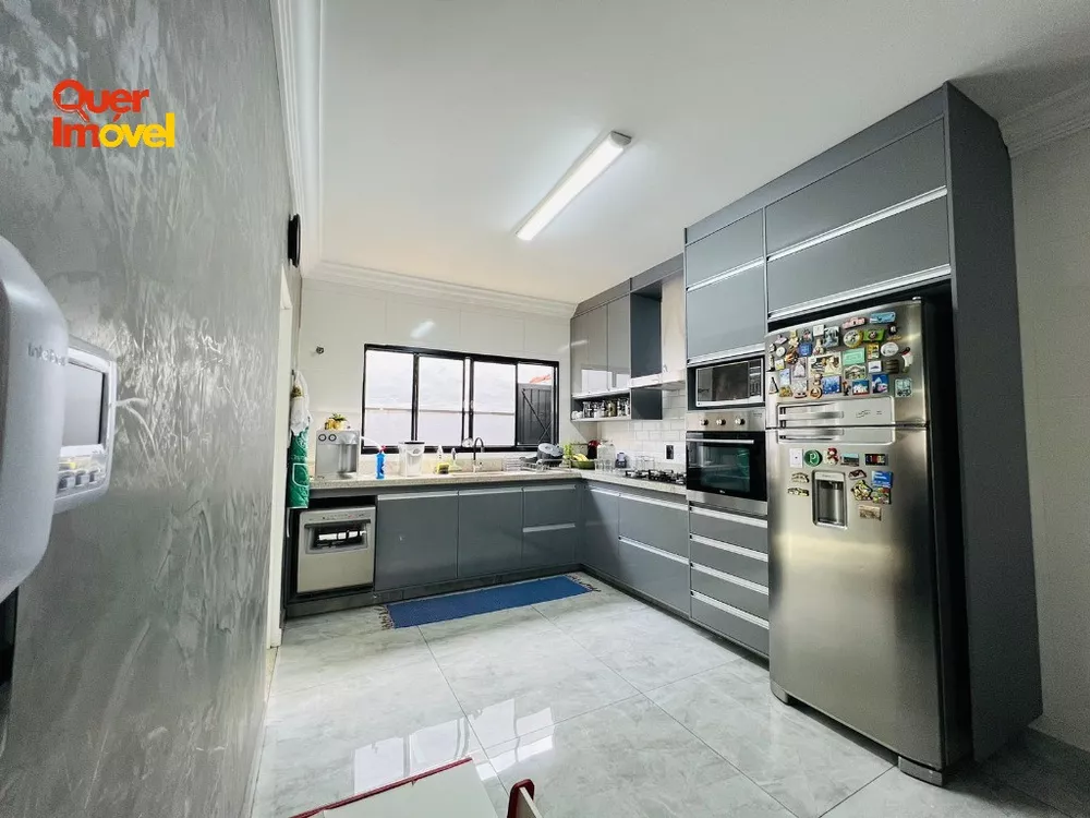Casa, 3 quartos, 398 m² - Foto 11