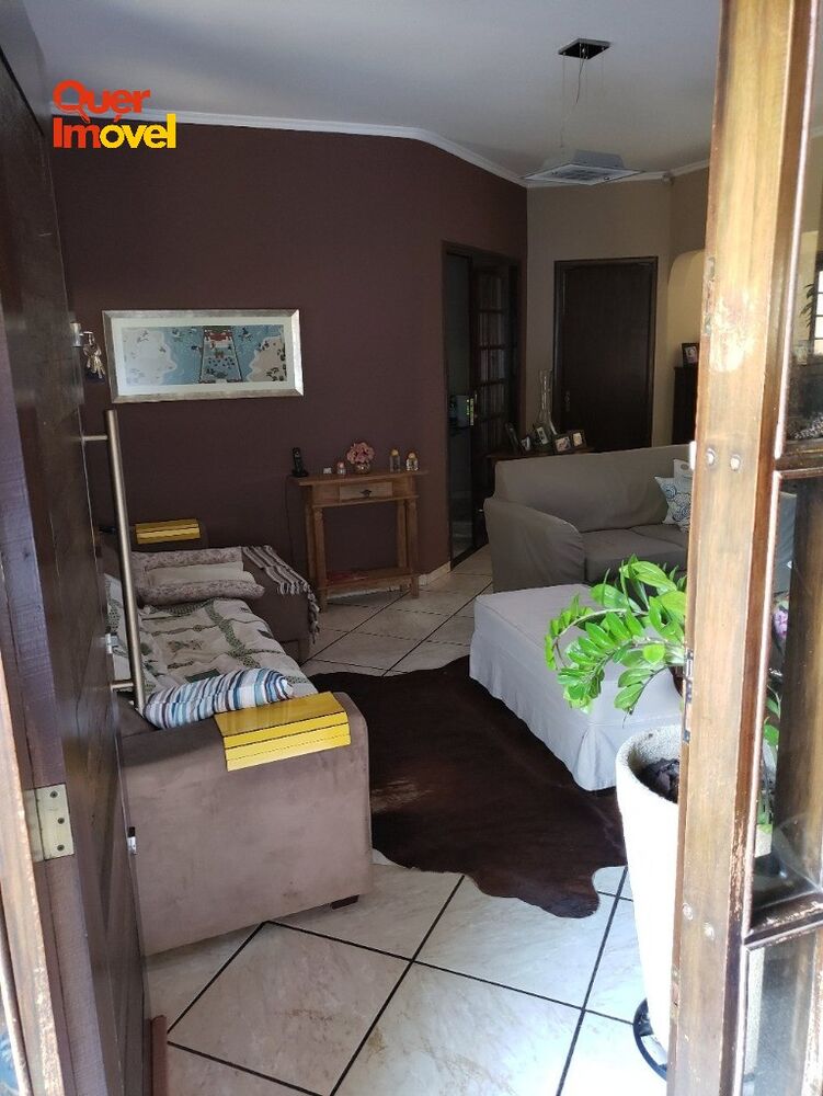 Casa, 4 quartos - Foto 1