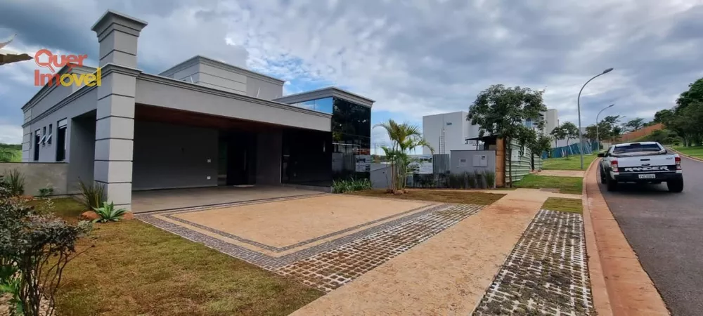 Casa de Condomínio à venda com 4 quartos, 421m² - Foto 4