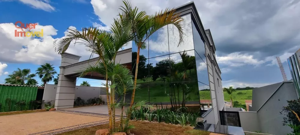 Casa de Condomínio à venda com 4 quartos, 421m² - Foto 1