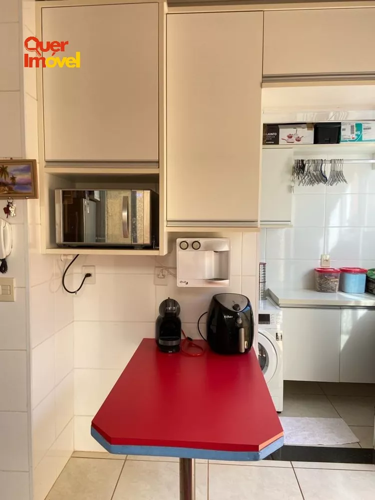 Apartamento à venda com 2 quartos, 60m² - Foto 7