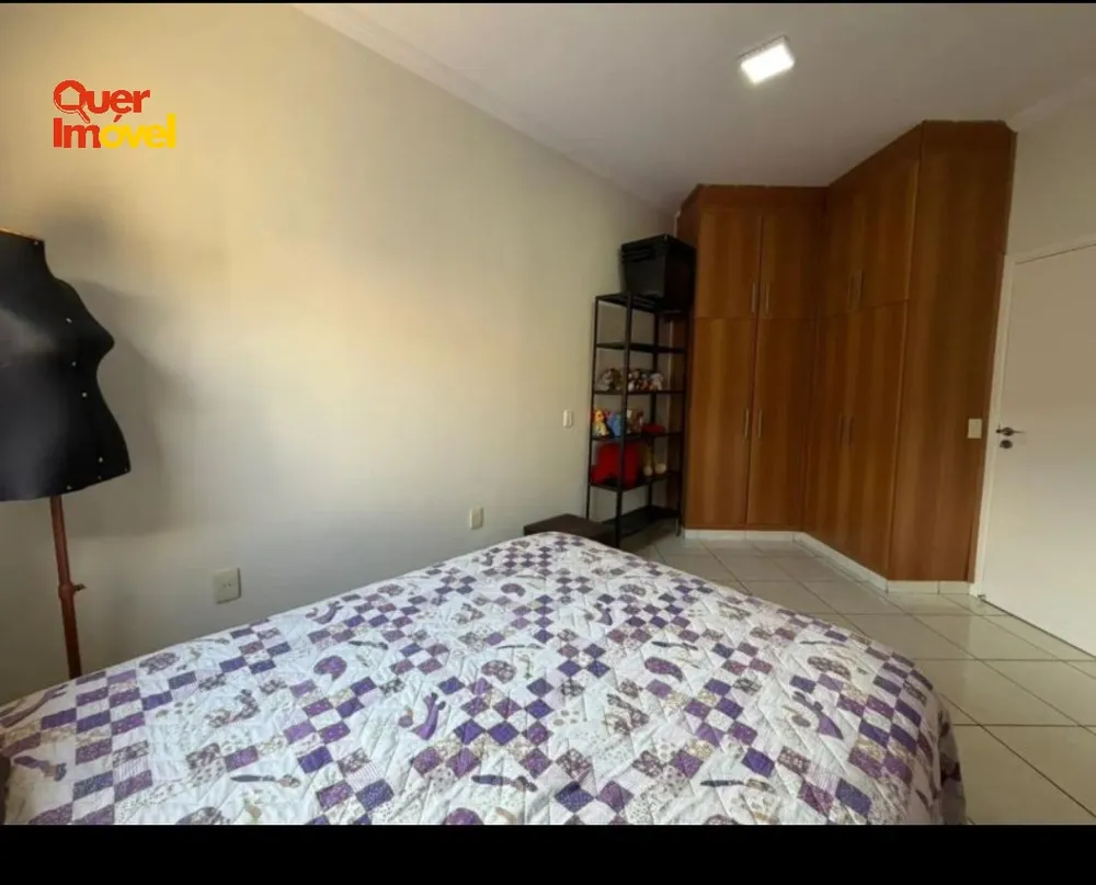 Casa, 3 quartos, 204 m² - Foto 3