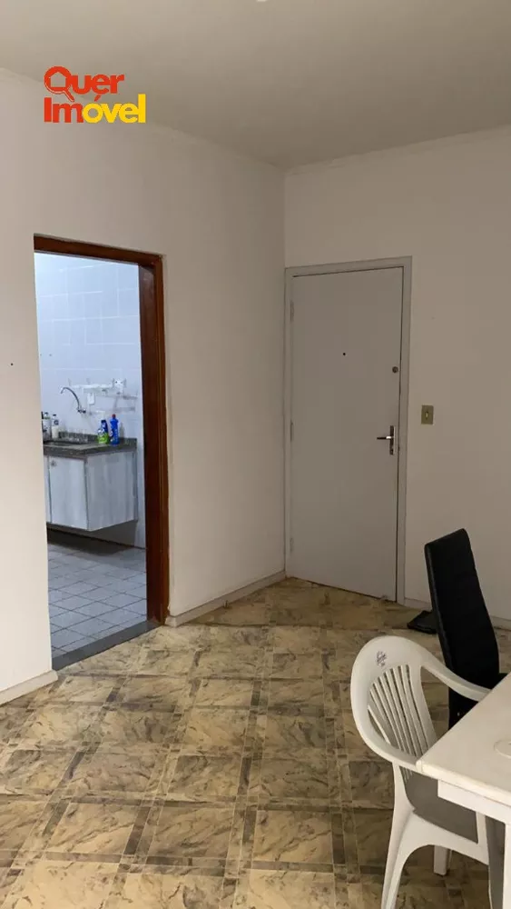 Apartamento à venda com 2 quartos, 67m² - Foto 2