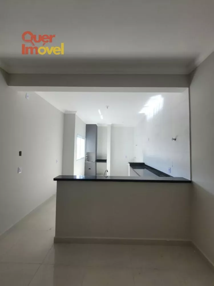 Apartamento à venda com 2 quartos, 66m² - Foto 3