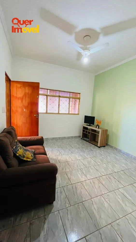 Casa, 4 quartos, 270 m² - Foto 3