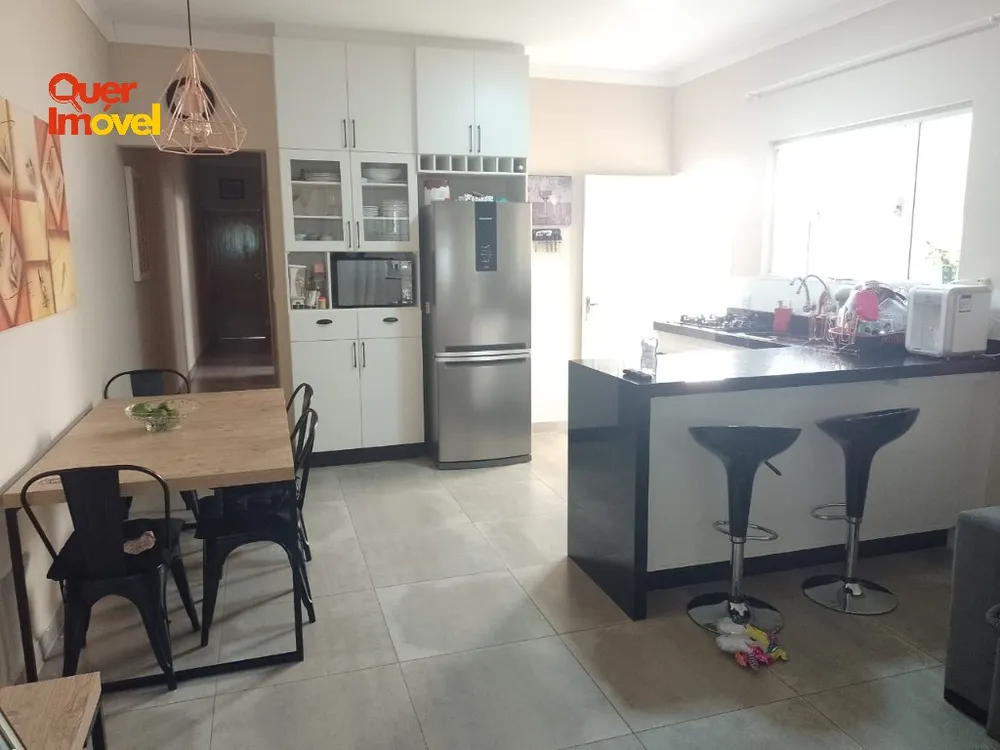 Casa, 3 quartos, 125 m² - Foto 2