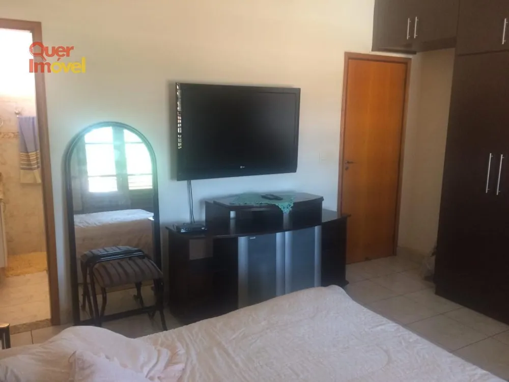Casa, 3 quartos, 249 m² - Foto 8