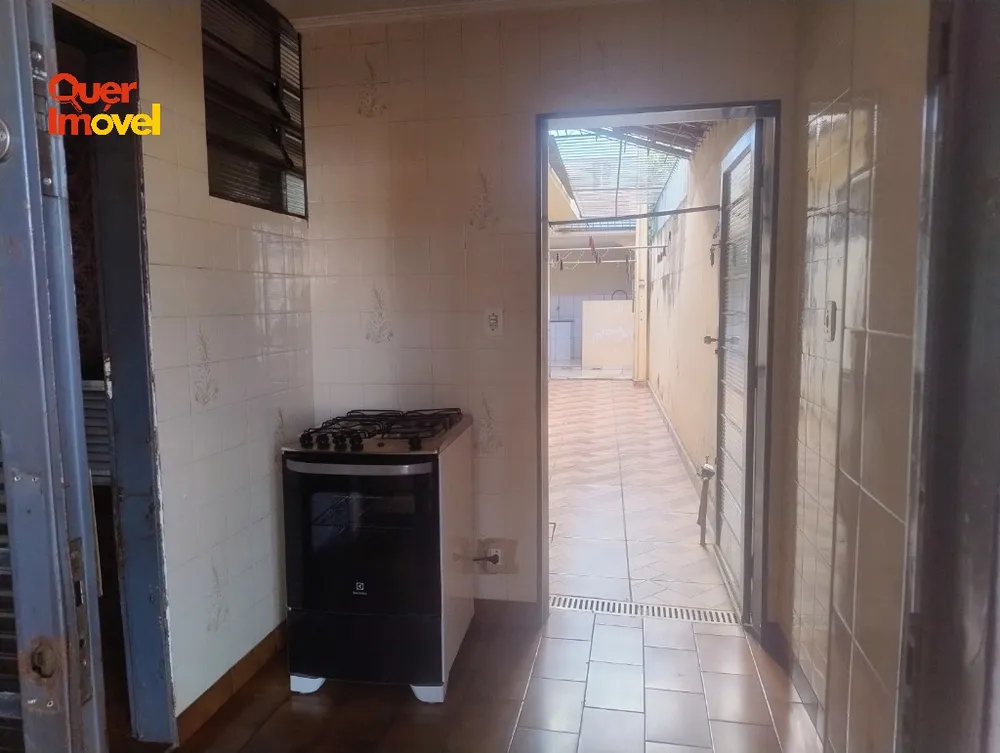 Casa, 3 quartos, 225 m² - Foto 9
