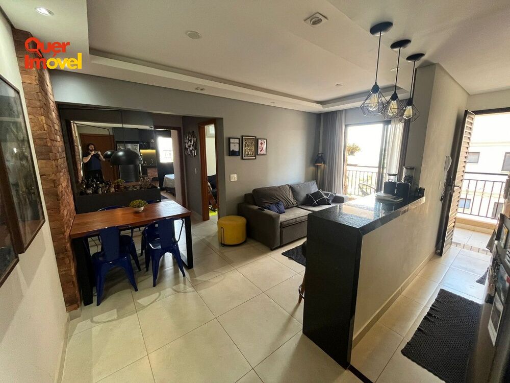 Apartamento à venda com 2 quartos, 62m² - Foto 1