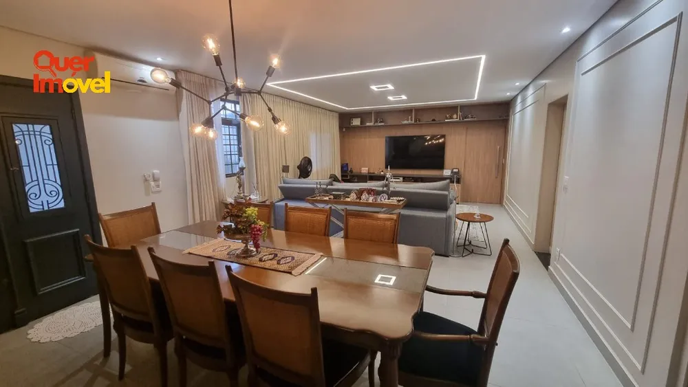 Casa, 4 quartos, 450 m² - Foto 1